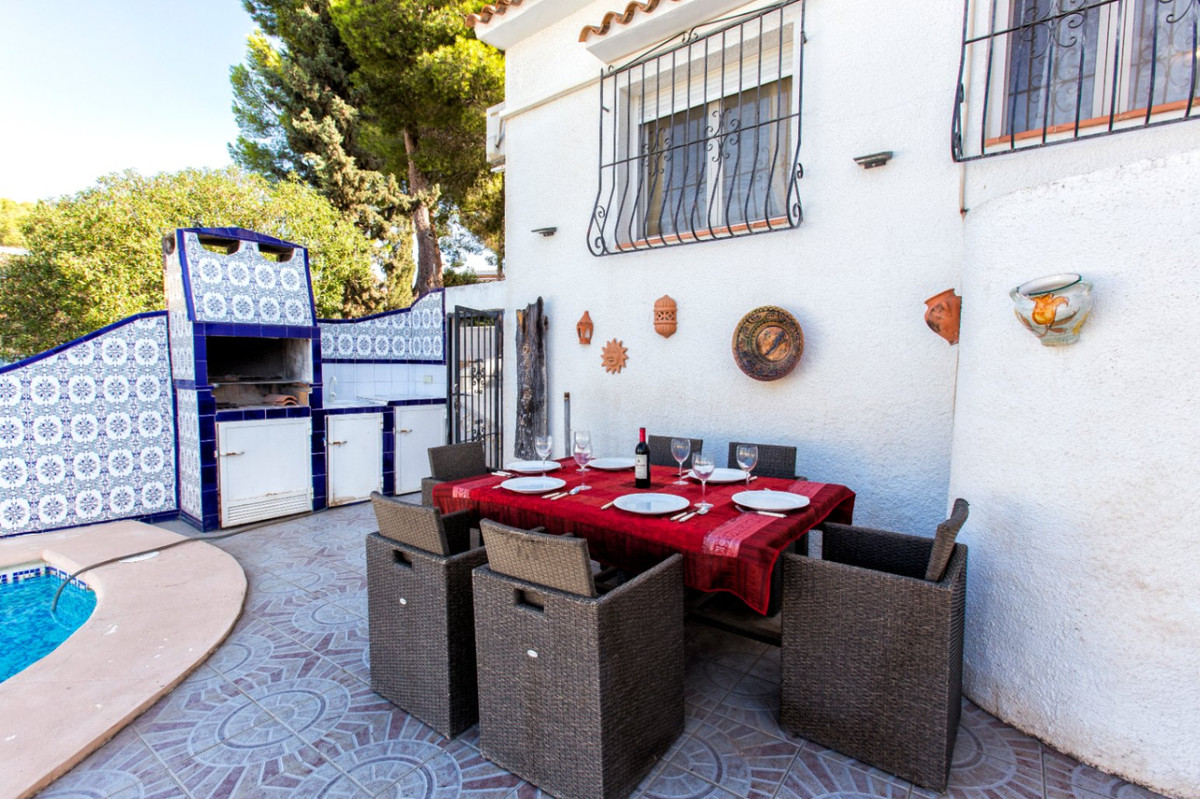 Huis te koop in Fanadix | 4 slaapkamers H5395261