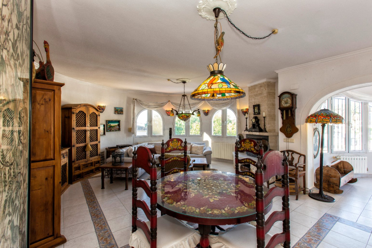 Huis te koop in Fanadix | 4 slaapkamers H5395261