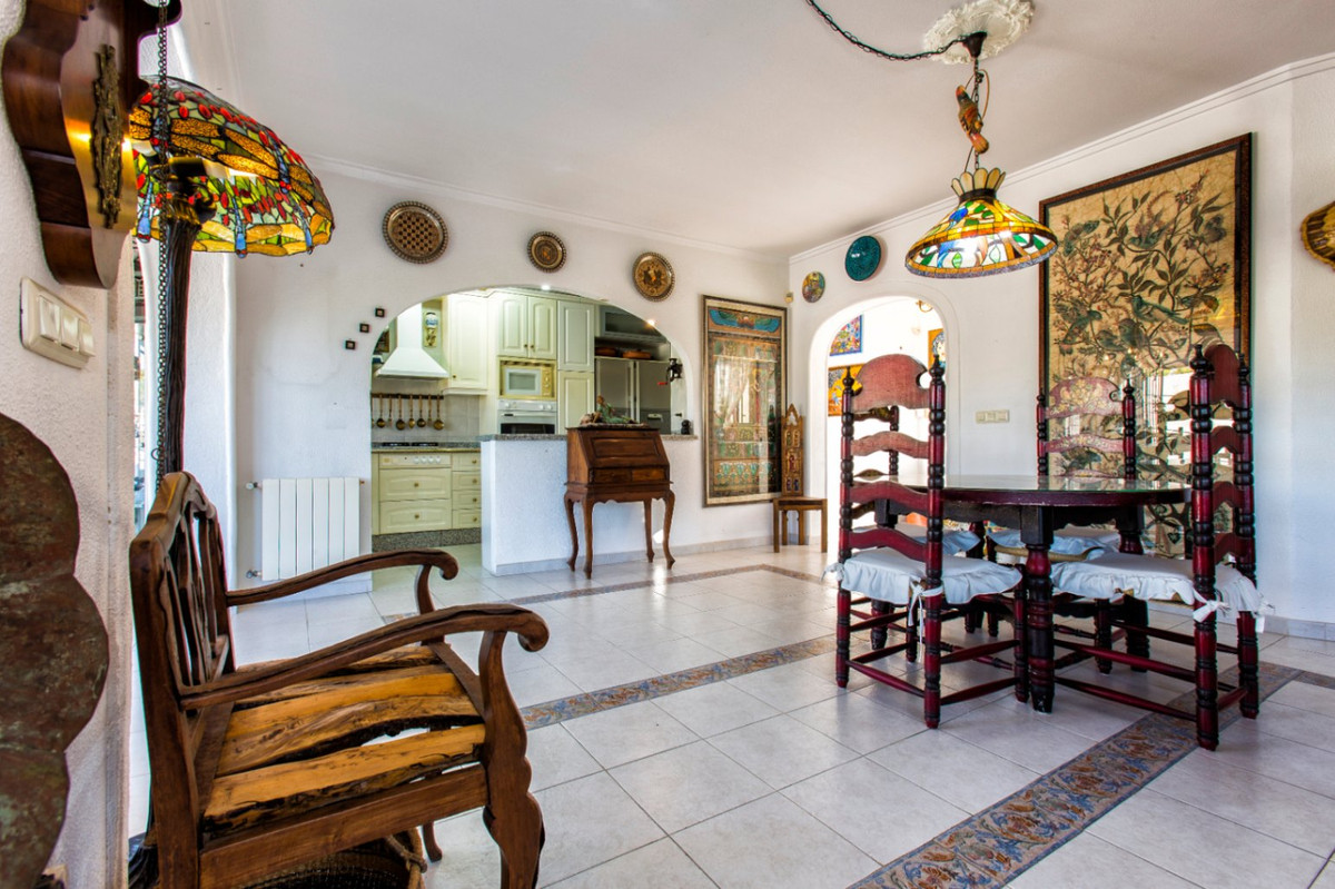 Huis te koop in Fanadix | 4 slaapkamers H5395261