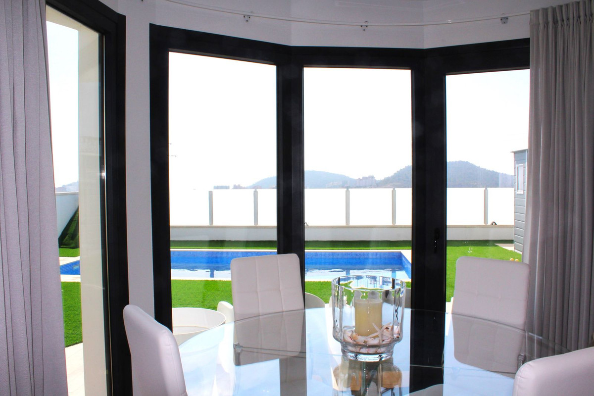 Huis te koop in Finestrat | 2 slaapkamers H4281133