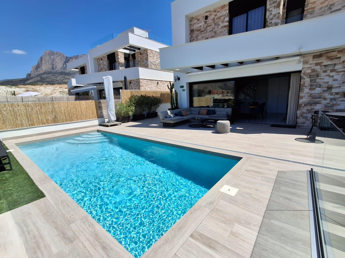 Property main view 4