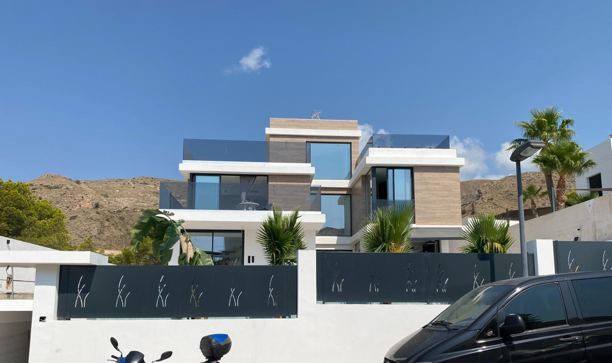 Property main view 4