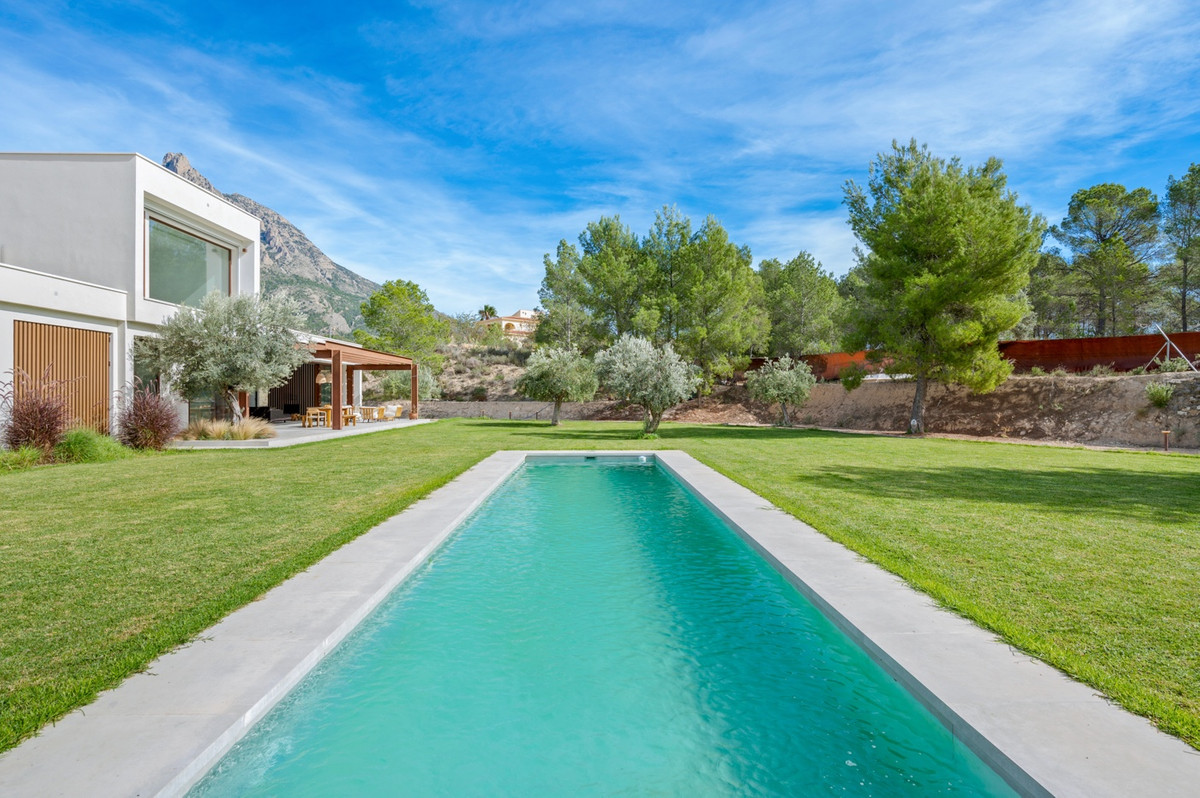 Huis te koop in Finestrat | 4 slaapkamers H5304391