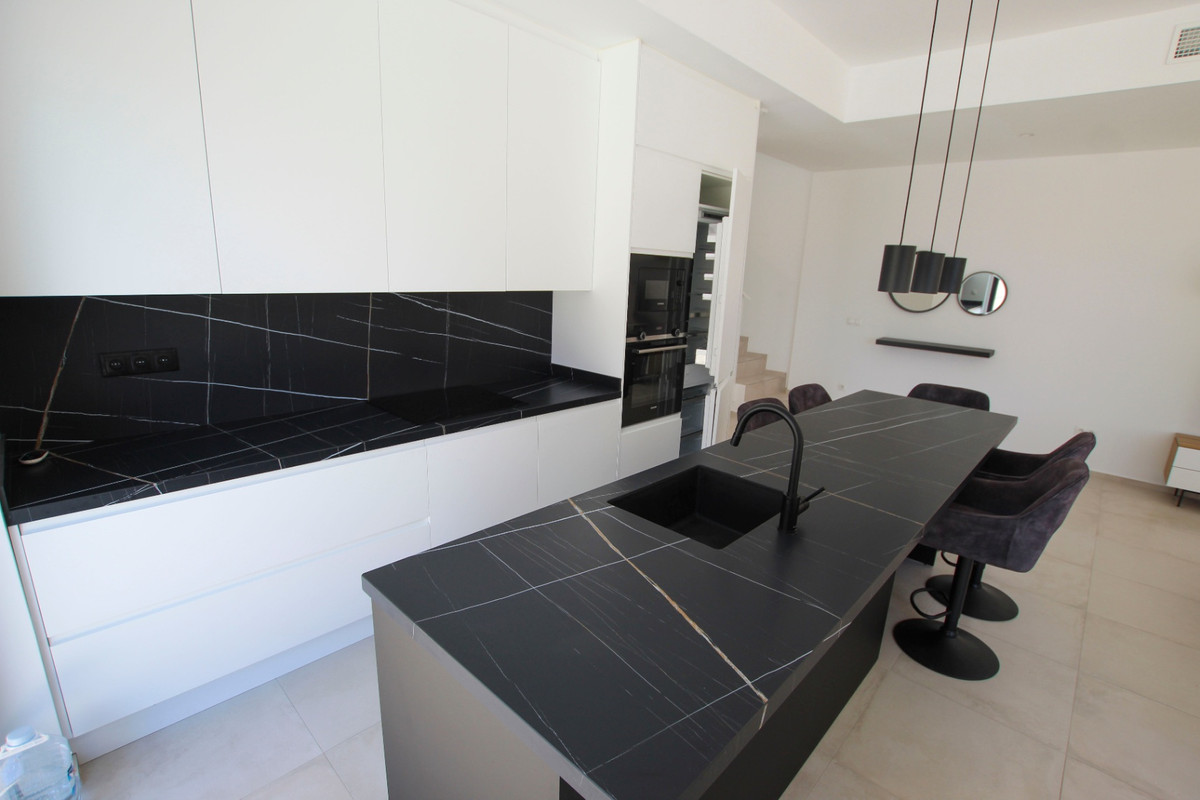 Huis te koop in Finestrat | 3 slaapkamers H5400649
