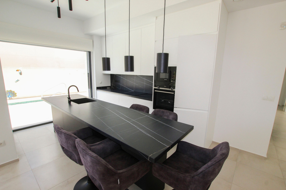 Huis te koop in Finestrat | 3 slaapkamers H5400649