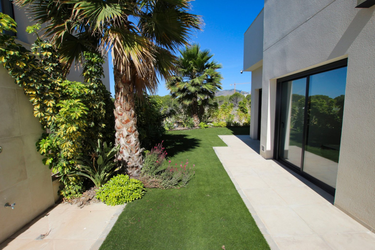 Huis te koop in Finestrat | 3 slaapkamers H5400649