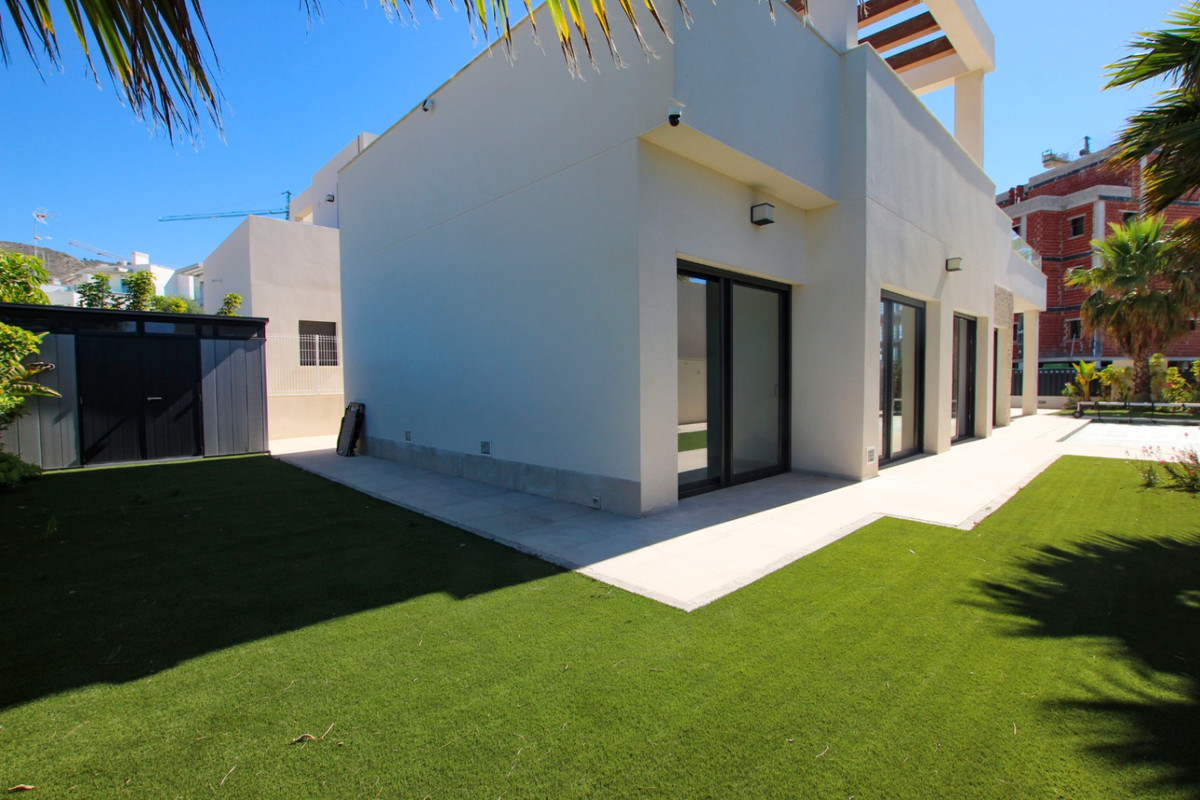 Huis te koop in Finestrat | 3 slaapkamers H5400649