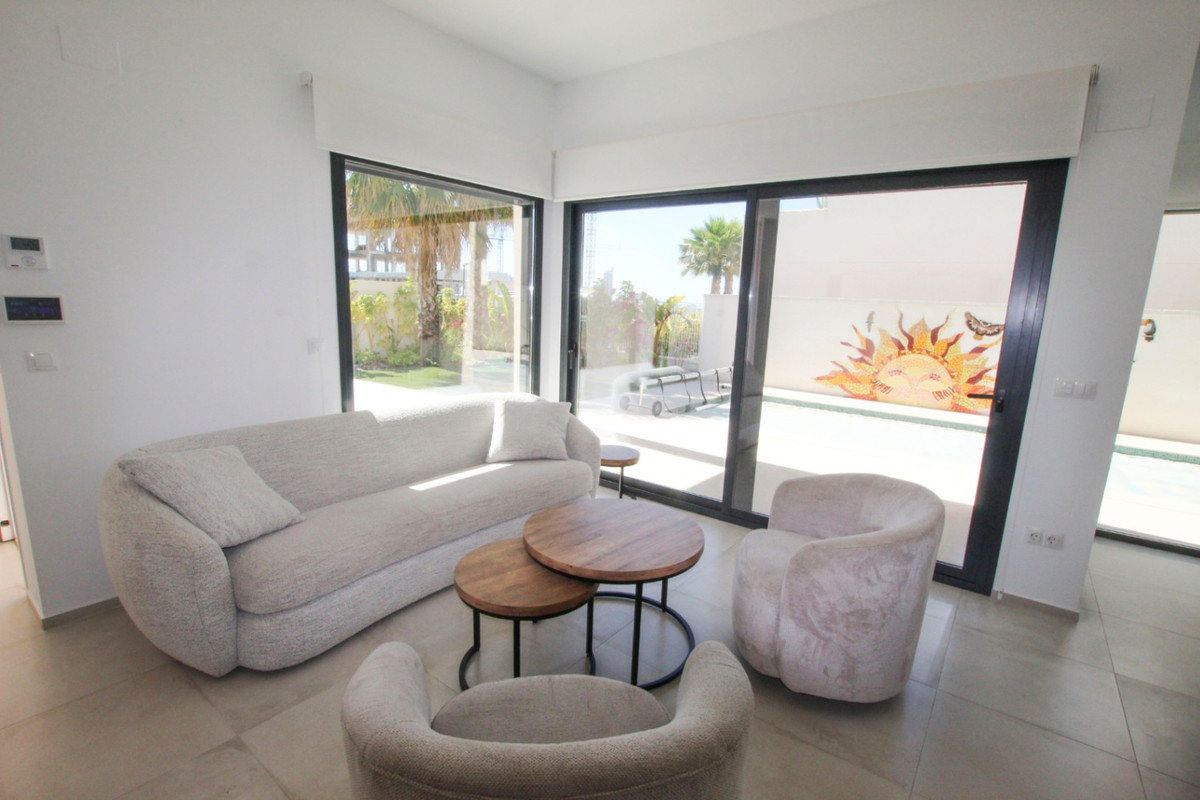Huis te koop in Finestrat | 3 slaapkamers H5400649