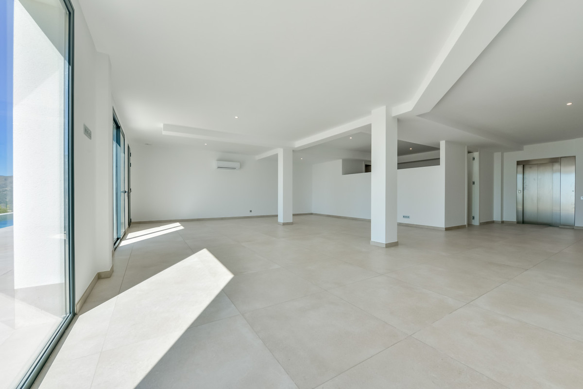 Huis te koop in Finestrat | 8 slaapkamers H5406274