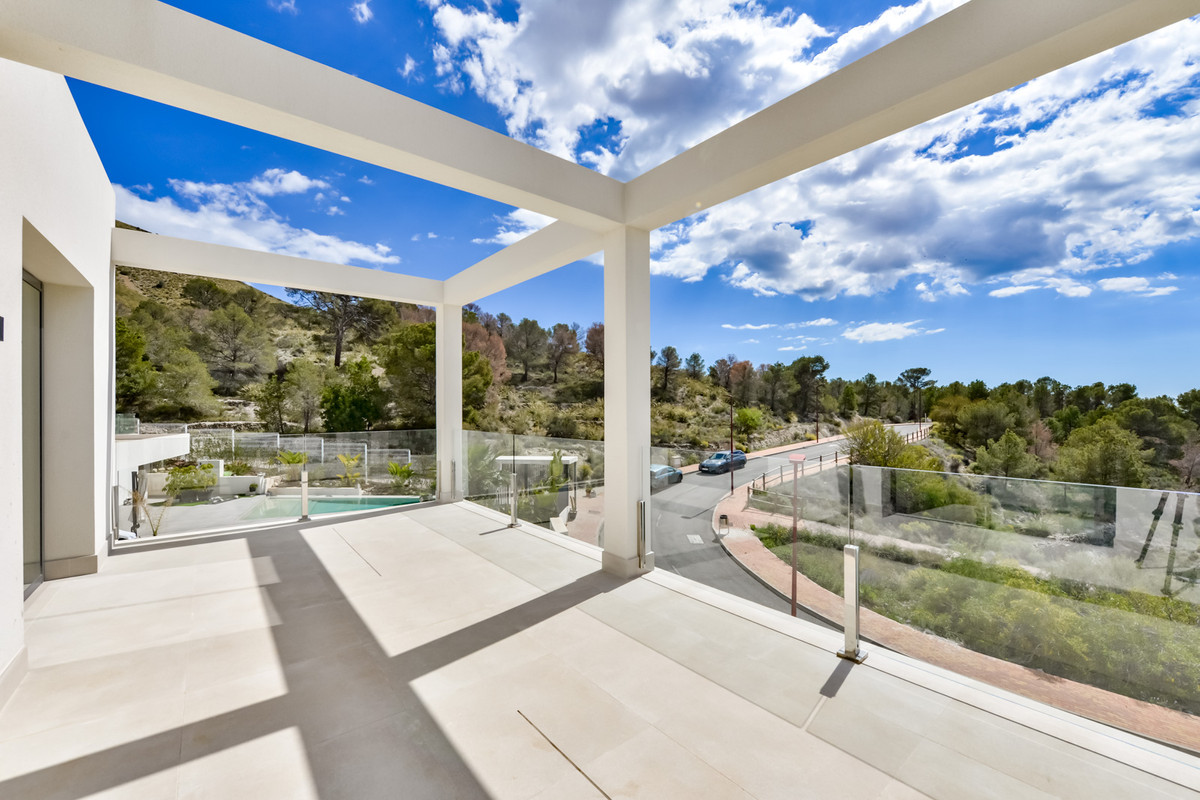Property main view 40