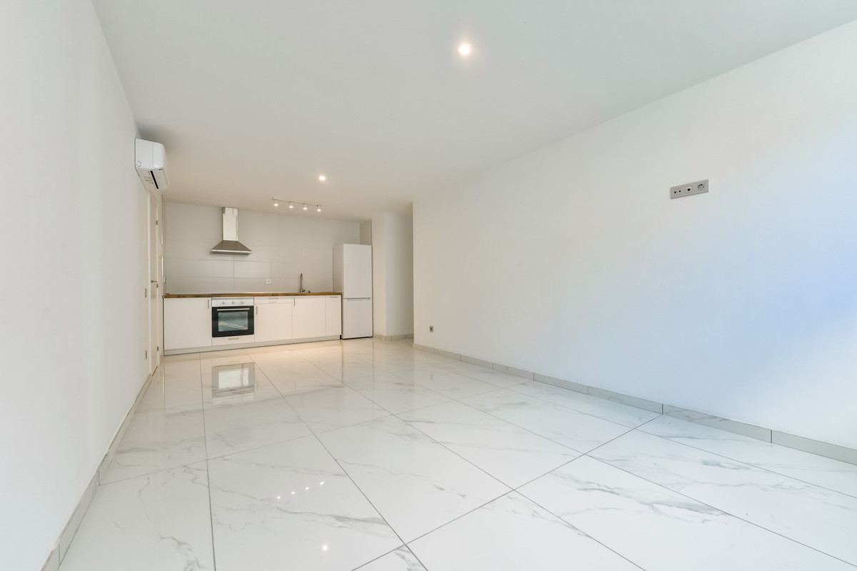 Property main view 60