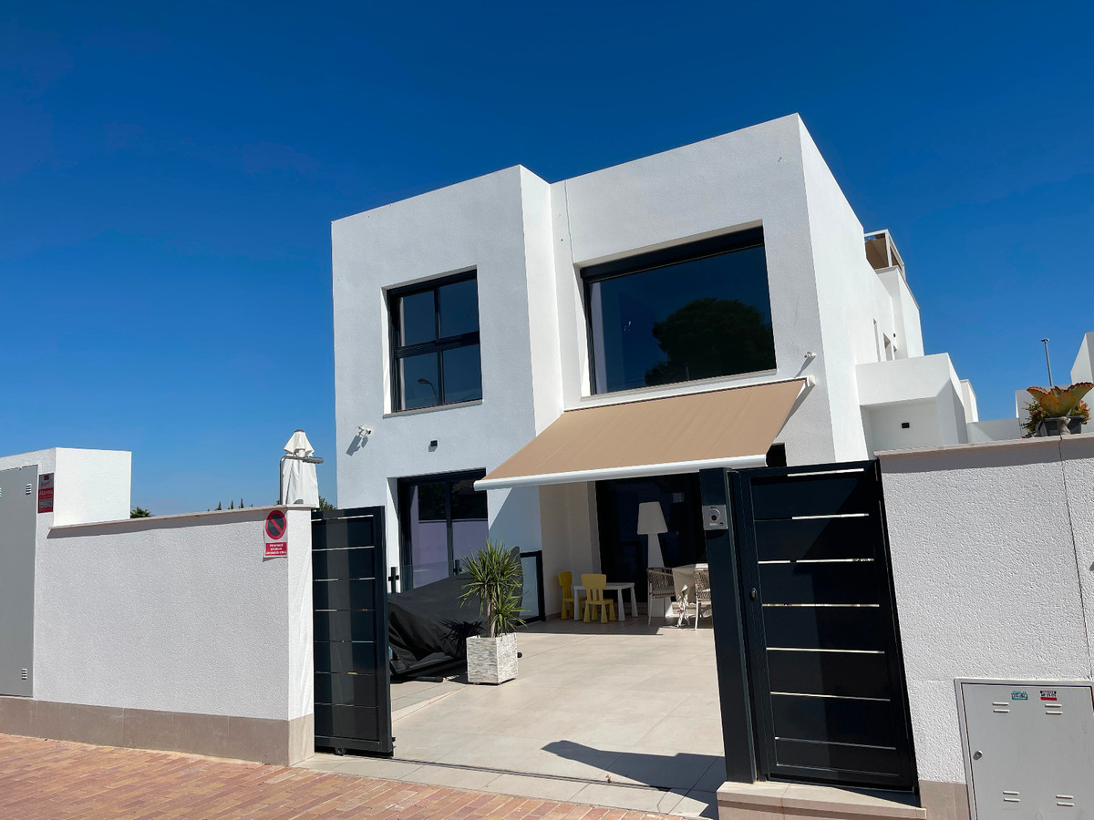 Huis te koop in Formentera del Segura | 3 slaapkamers H5257207