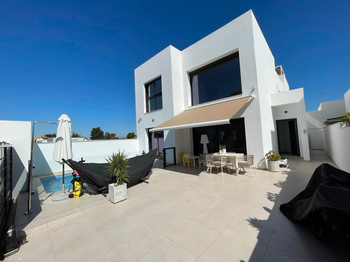 Huis te koop in Formentera del Segura | 3 slaapkamers H5257207