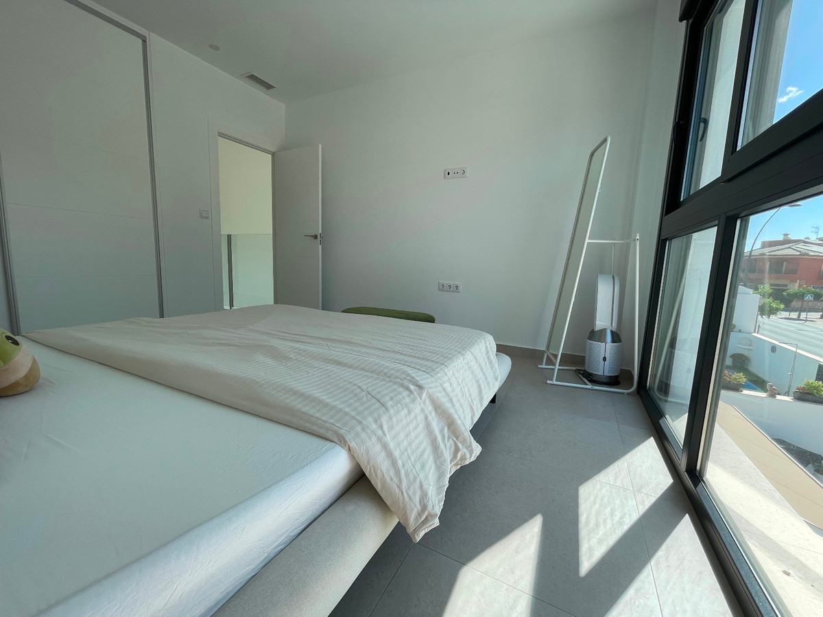 Huis te koop in Formentera del Segura | 3 slaapkamers H5257207