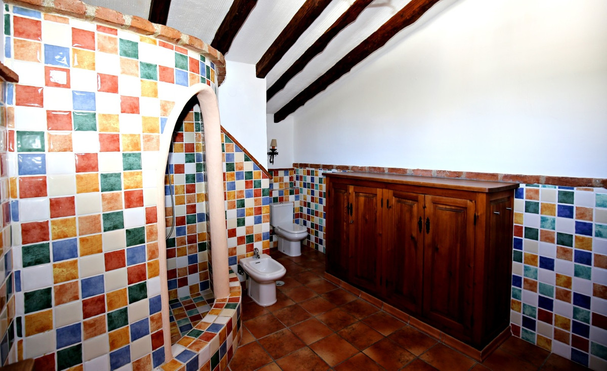 Property main view 40