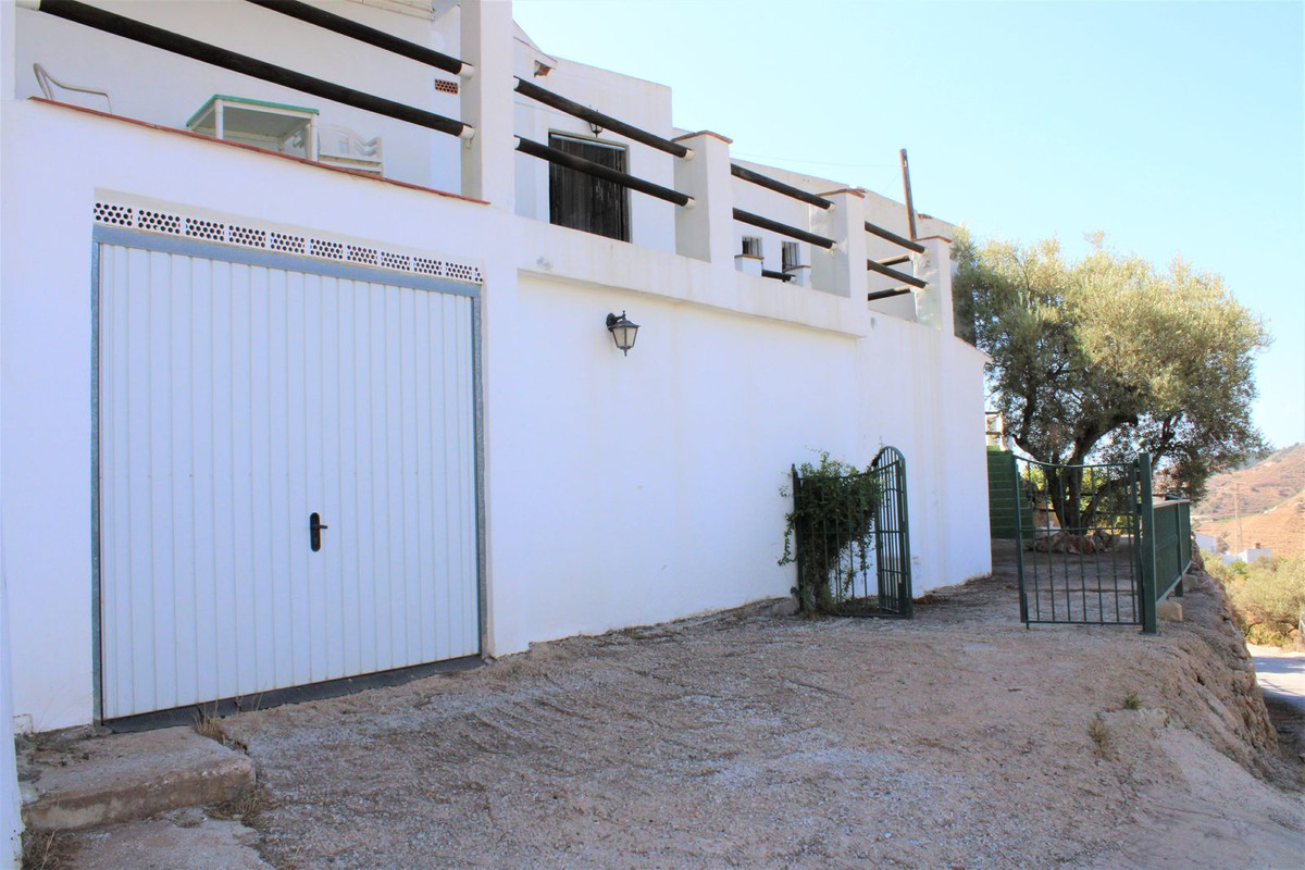 Property main view 40