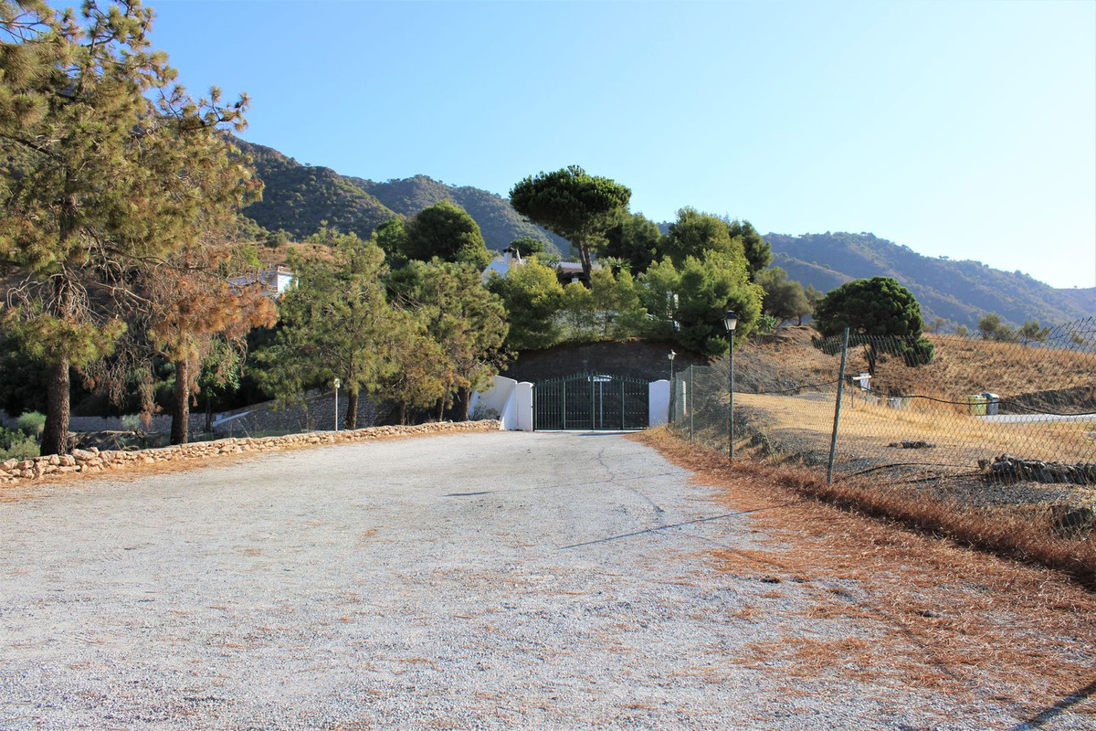 Property main view 45