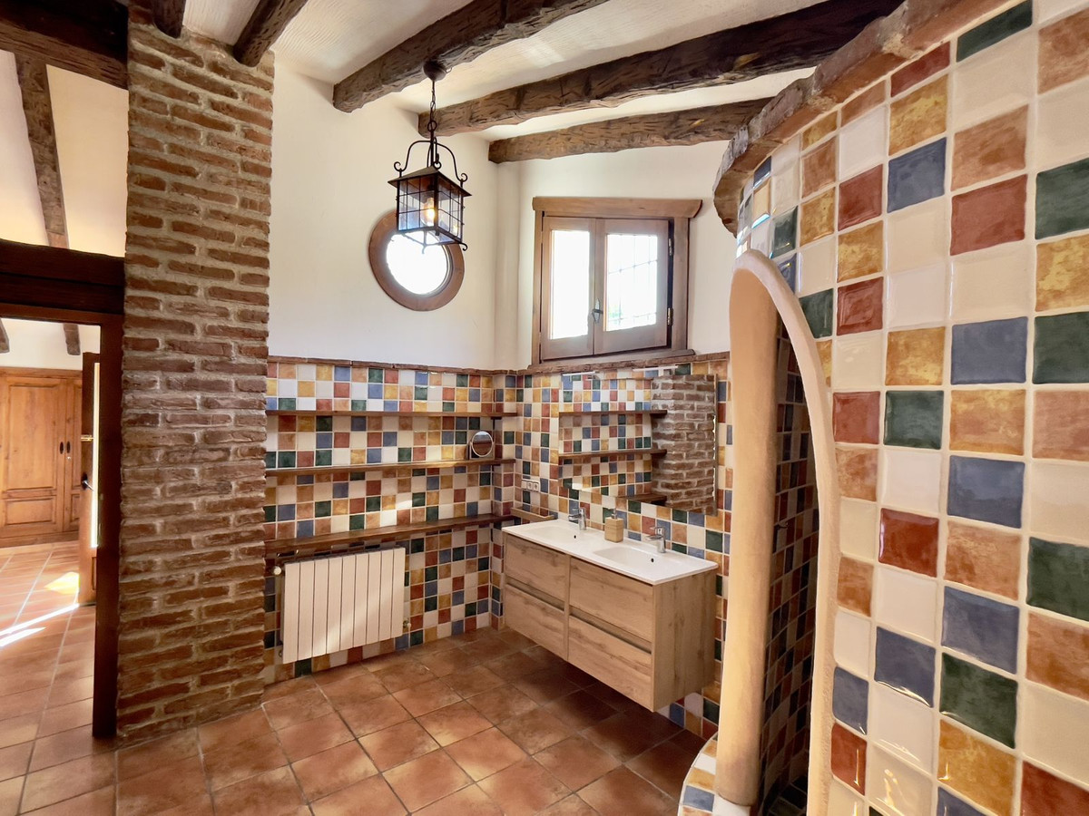 Property main view 33