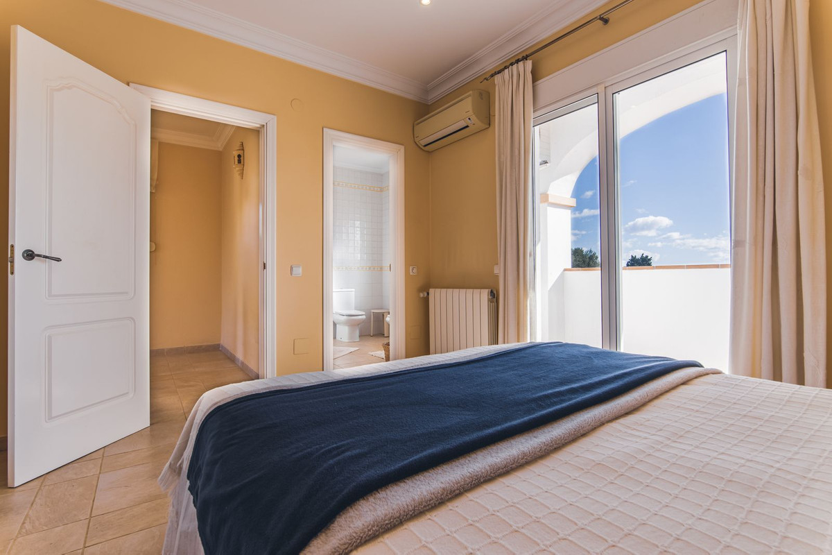 Vrijstaande Villa in Frigiliana-13
