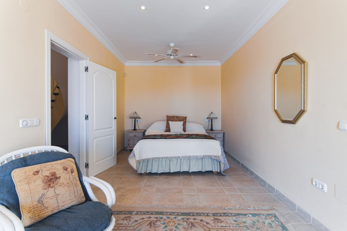 Vrijstaande Villa in Frigiliana-19