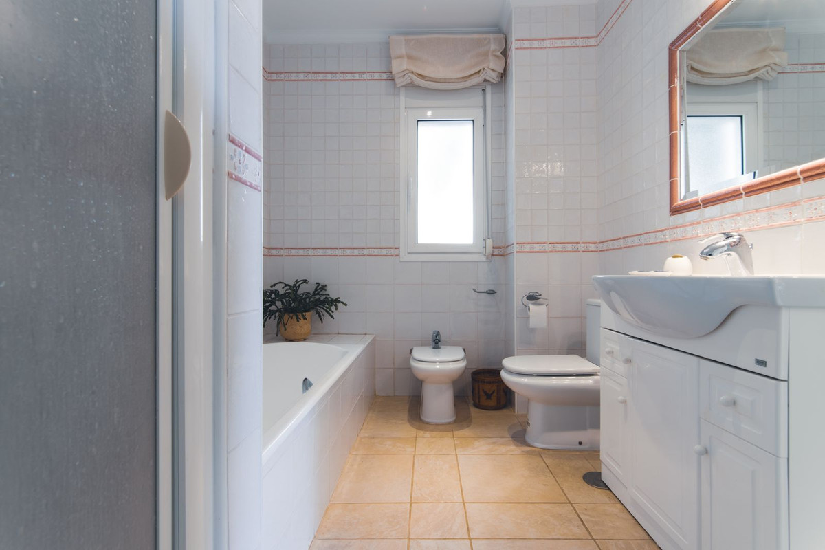 Vrijstaande Villa in Frigiliana-24