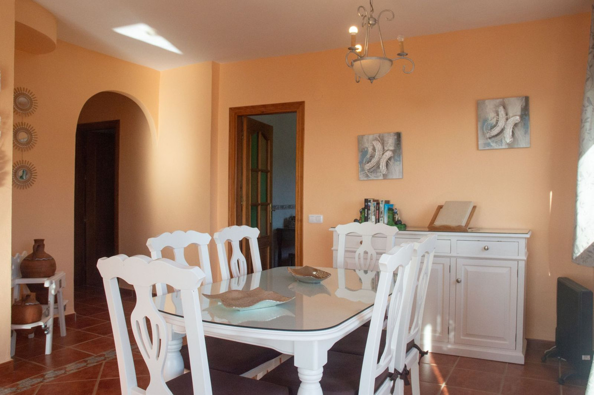 Huis te koop in Frigiliana | 4 slaapkamers H5055760
