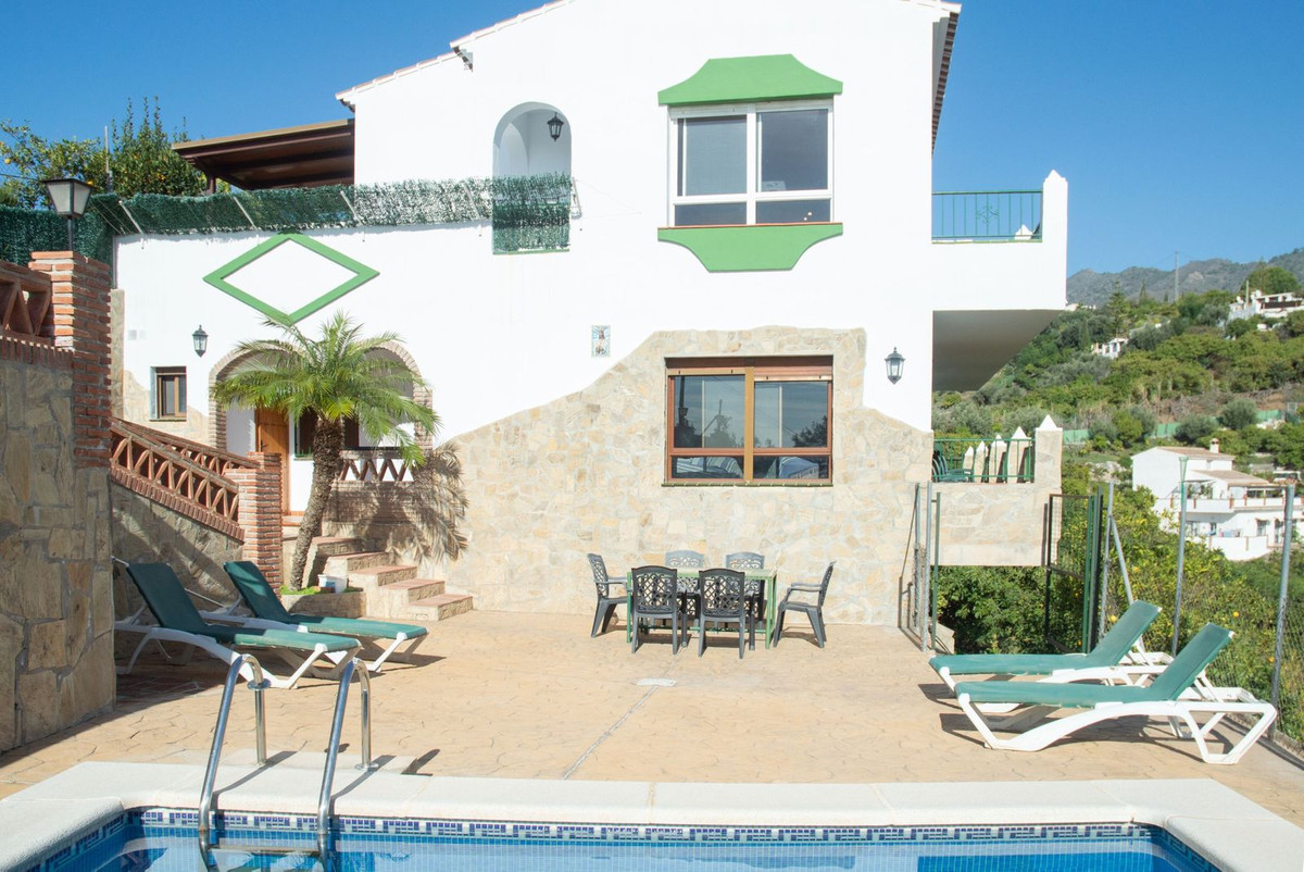 Huis te koop in Frigiliana | 4 slaapkamers H5055760