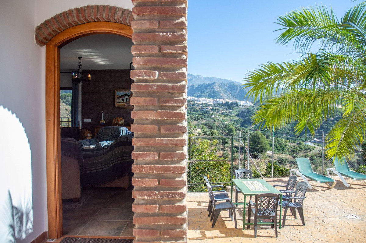 Huis te koop in Frigiliana | 4 slaapkamers H5055760