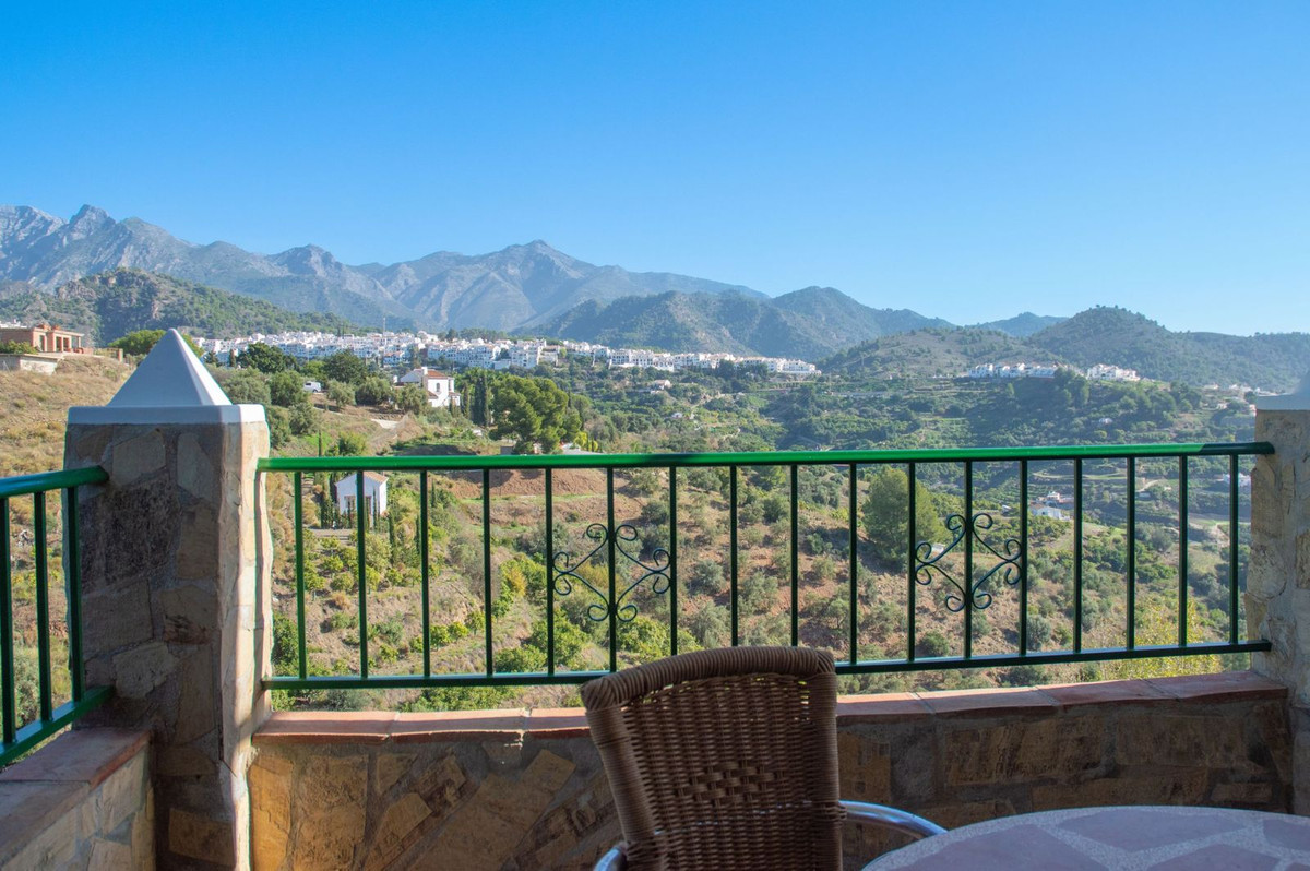 Huis te koop in Frigiliana | 4 slaapkamers H5055760