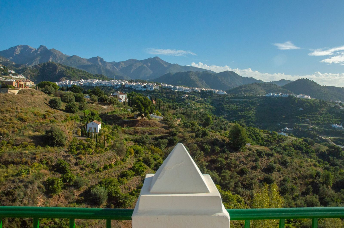 Huis te koop in Frigiliana | 4 slaapkamers H5055760