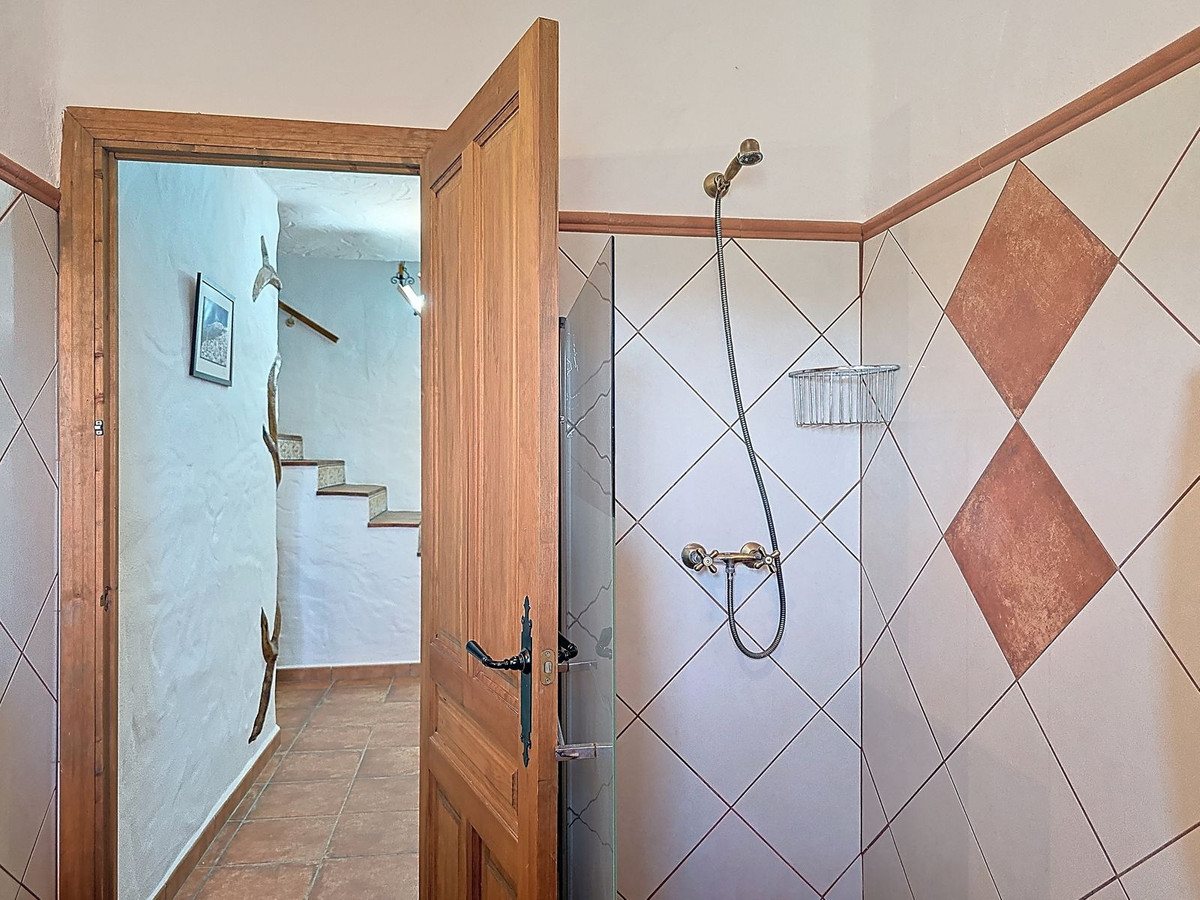 Huis te koop in Frigiliana | 2 slaapkamers H5221030