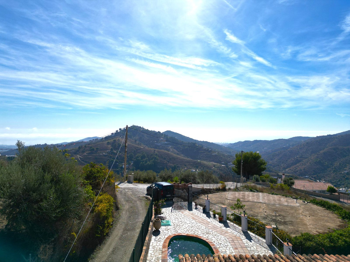 Huis te koop in Frigiliana | 2 slaapkamers H5221030