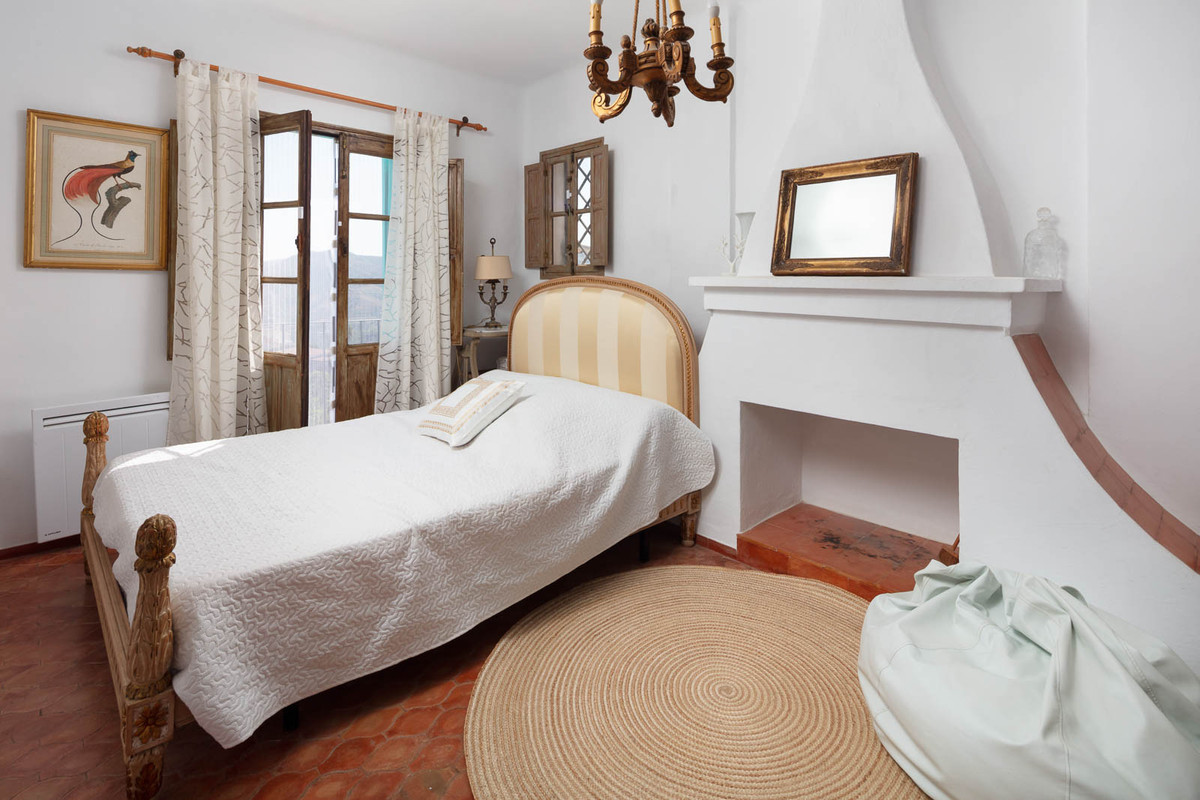 Property main view 40