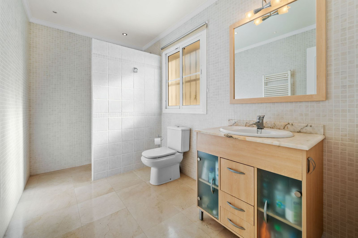 Property main view 33