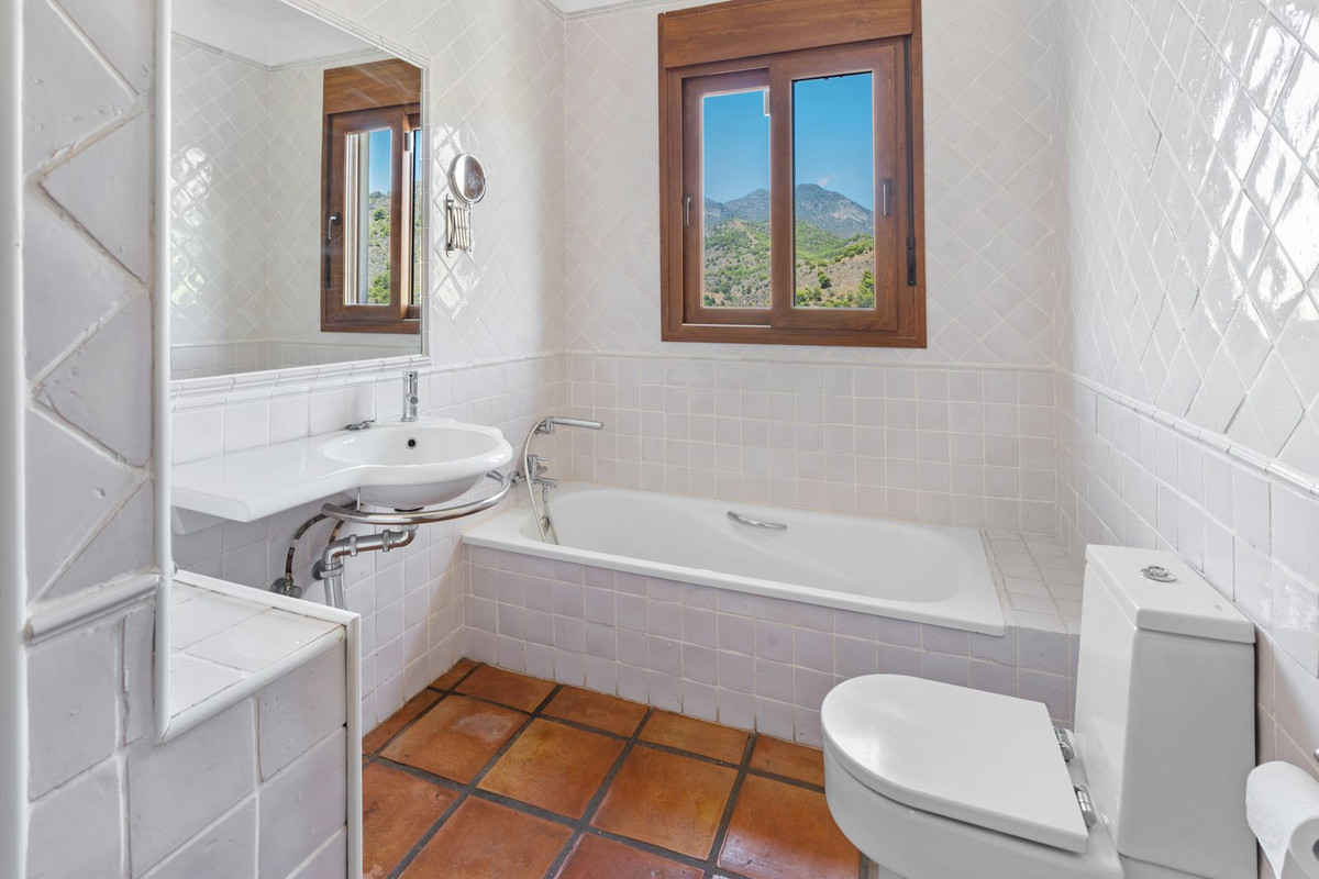 Property main view 33