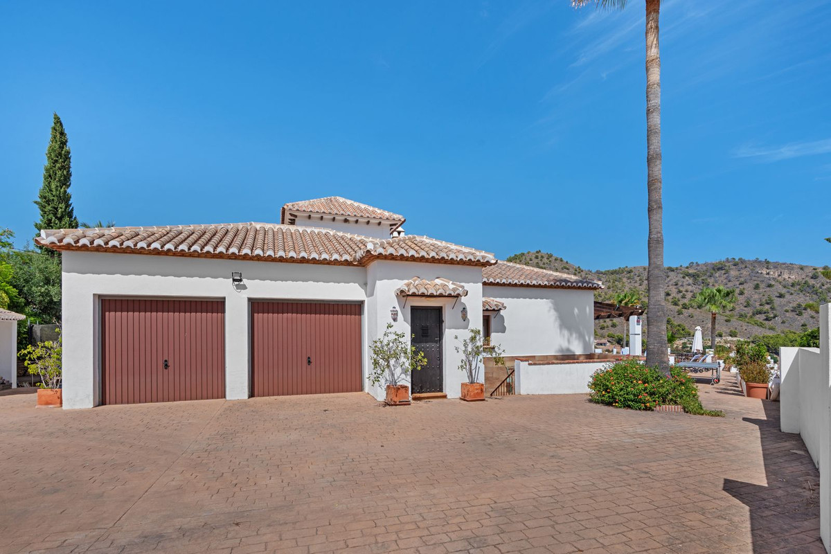 Property main view 42
