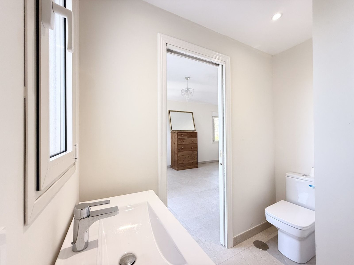 Property main view 44