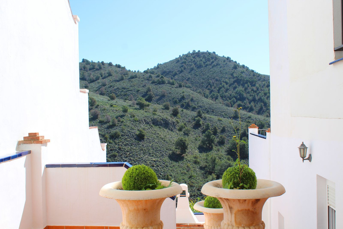 Huis te koop in Frigiliana | 4 slaapkamers H5523313