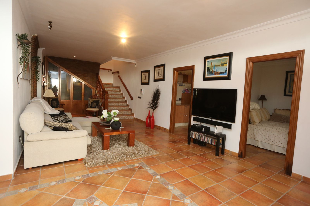 Huis te koop in Fuengirola | 4 slaapkamers H4871395