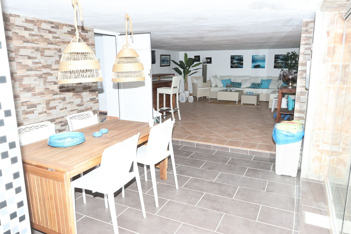 Huis te koop in Fuengirola | 4 slaapkamers H4871395