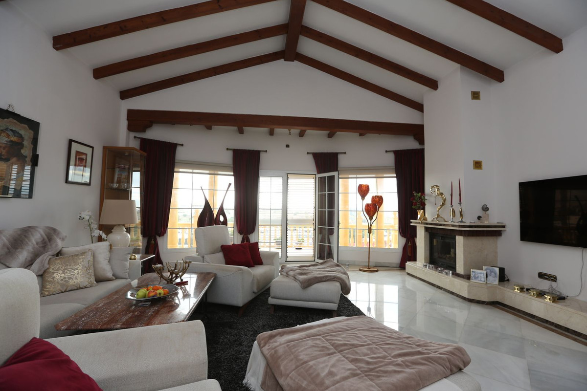 Huis te koop in Fuengirola | 4 slaapkamers H4871395