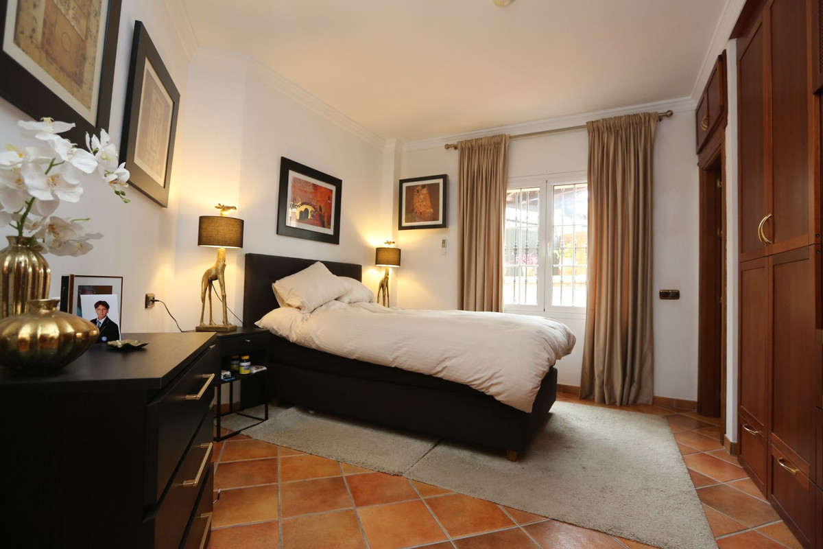 Huis te koop in Fuengirola | 4 slaapkamers H4871395
