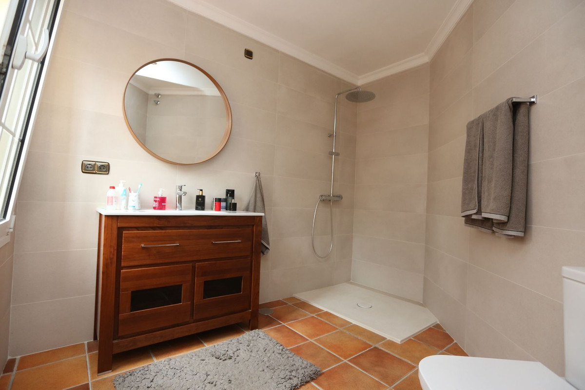 Huis te koop in Fuengirola | 4 slaapkamers H4871395