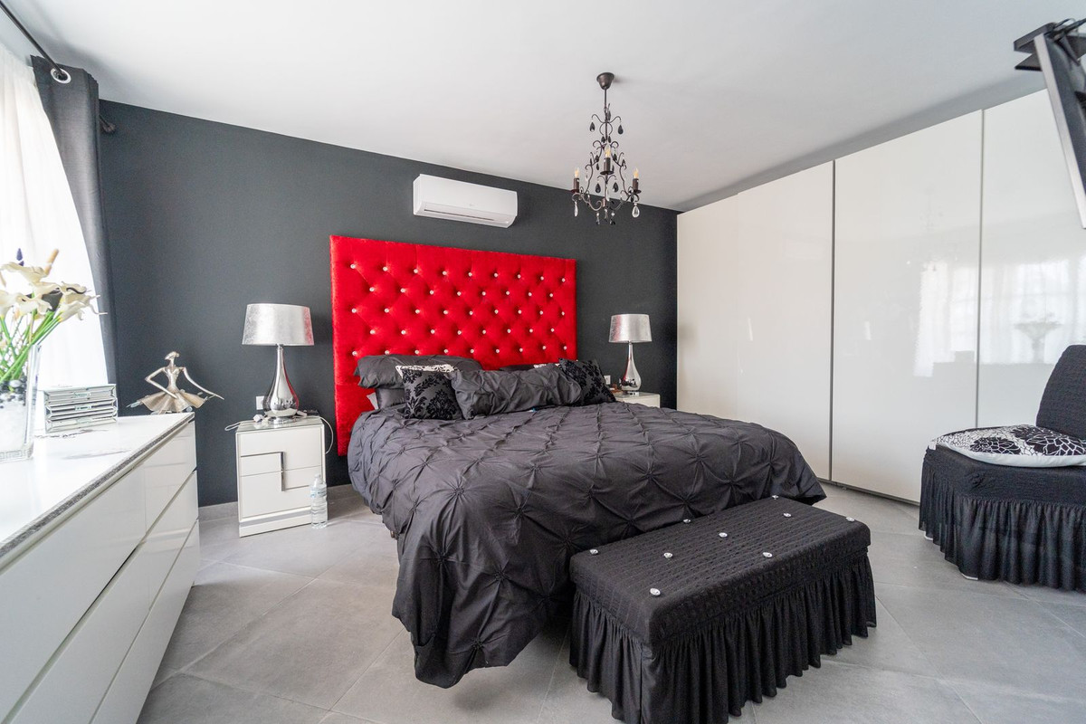 Huis te koop in Fuengirola | 4 slaapkamers H5061439