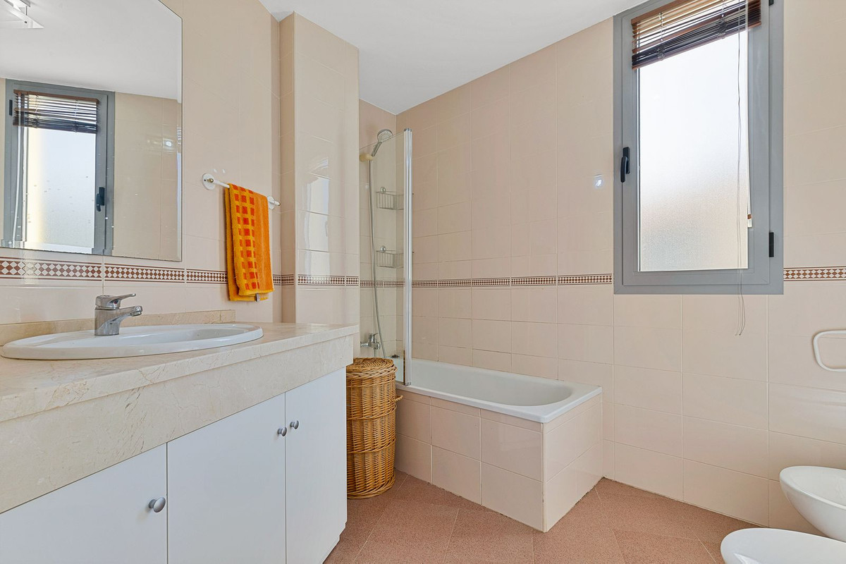 Huis te koop in Fuengirola | 3 slaapkamers H5122096