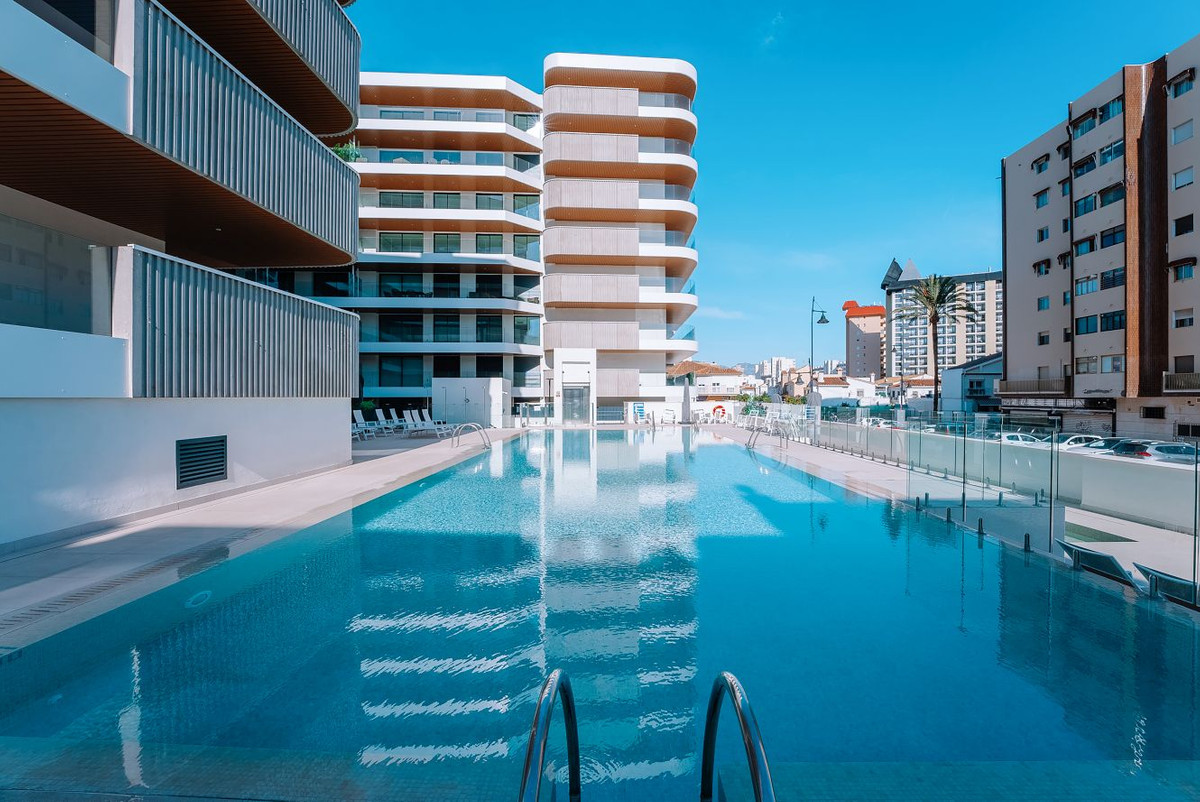 Apartment for sale in Fuengirola | 2 - 3 bedrooms H5133157
