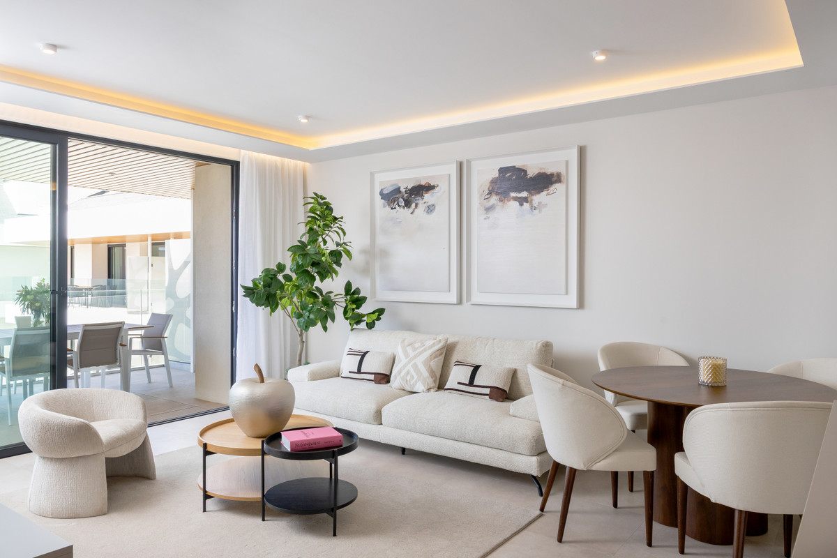 Apartment for sale in Fuengirola | 2 - 3 bedrooms H5133157