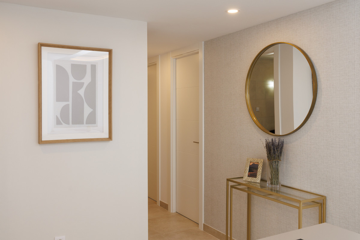Apartment for sale in Fuengirola | 2 - 3 bedrooms H5133157