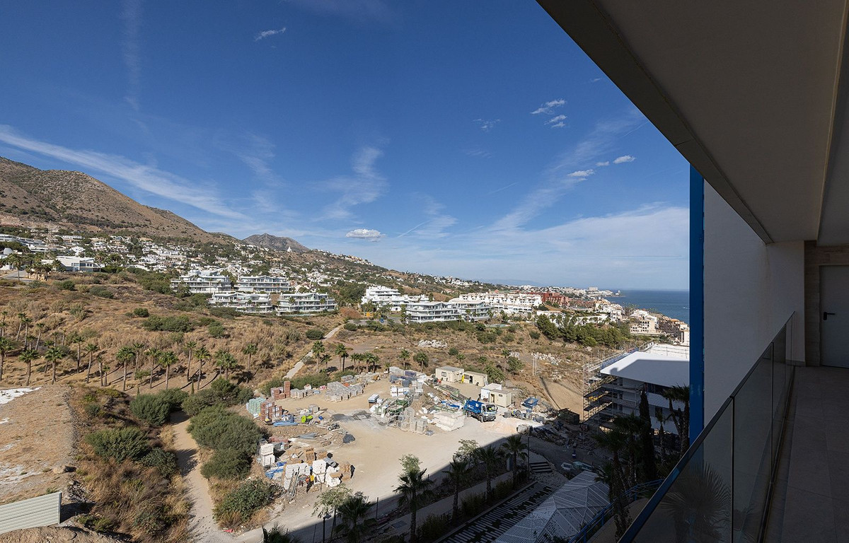 Appartement te koop in Fuengirola | 2 slaapkamers H5136088