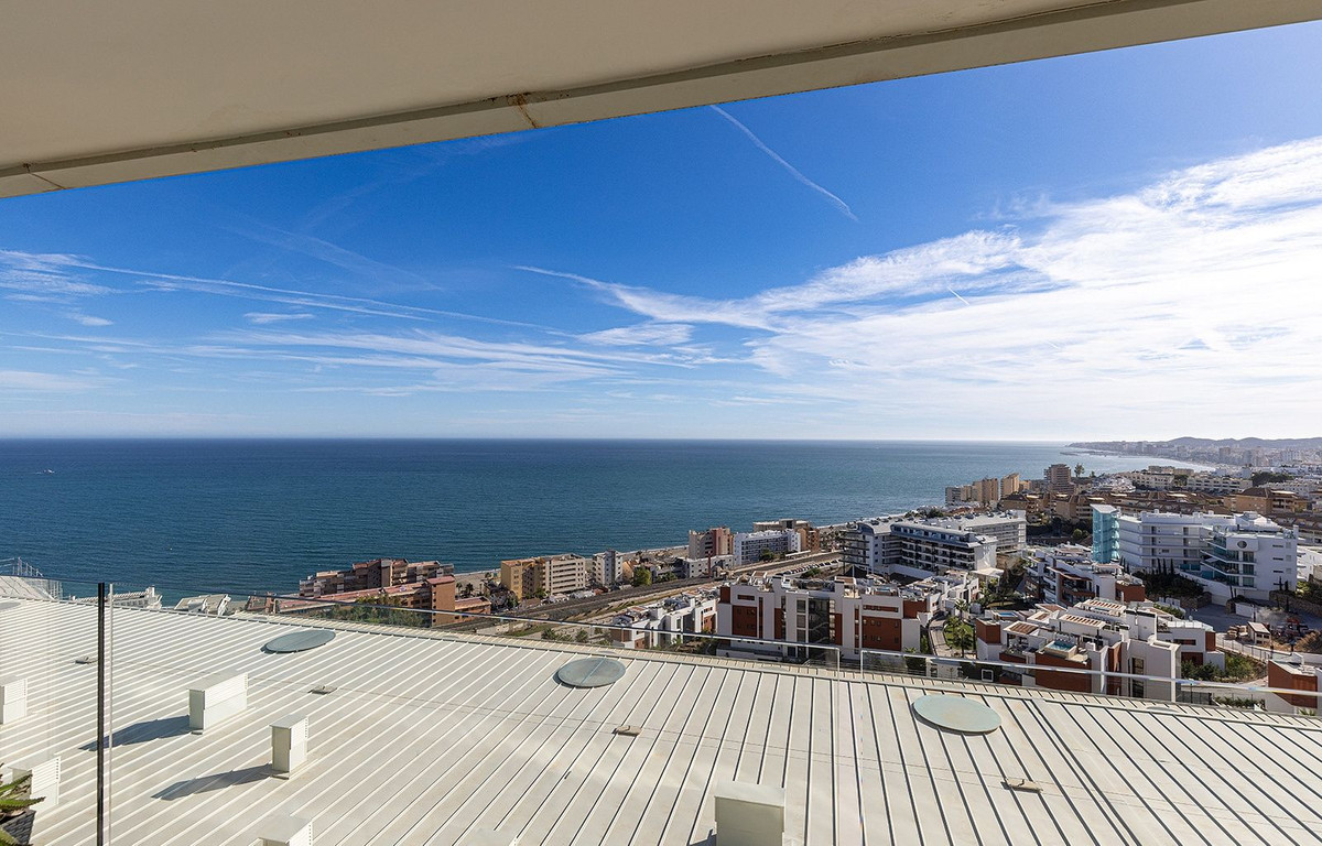 Appartement te koop in Fuengirola | 2 slaapkamers H5136088